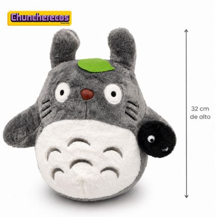 Peluche de Totoro con Susuwatari en Costa Rica, Chuncherecos 
